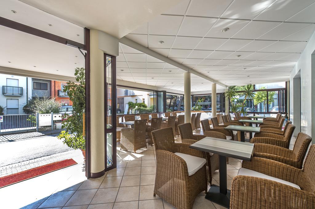 Hotel Hollywood***S Jesolo Extérieur photo