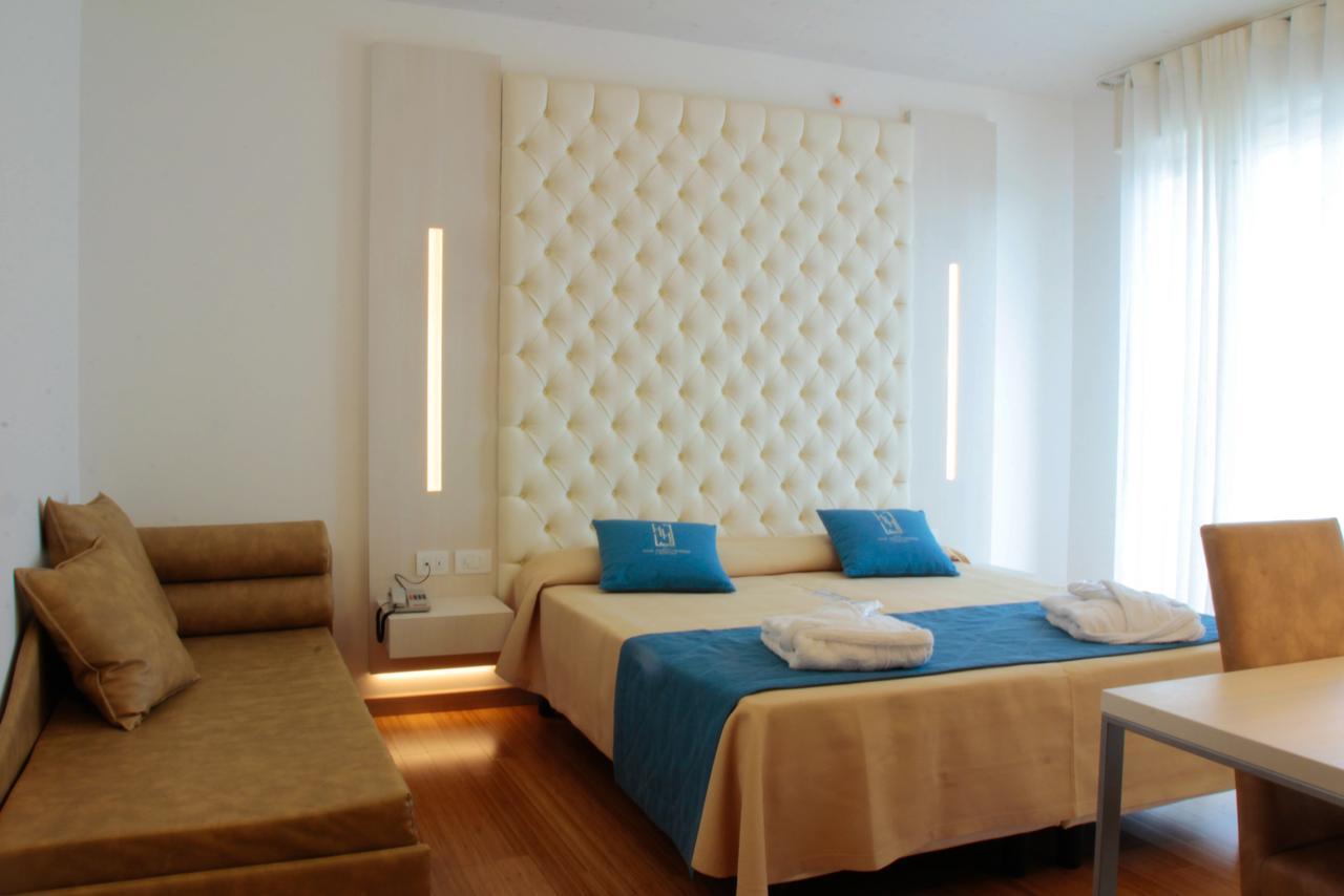 Hotel Hollywood***S Jesolo Extérieur photo